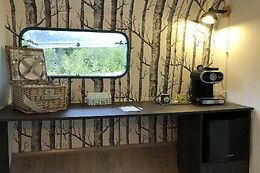 CARAVAN GLAMPING