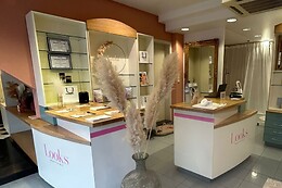 Looks beautyclinic