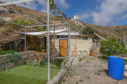 CASA CUEVA EL PERUCHO