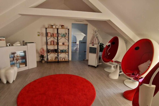 Lavender Beauty Salon - photo 9