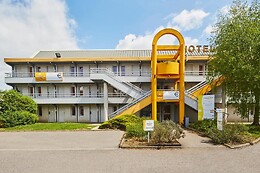 hôtel Première Classe Melun Sénart - Vert Saint Denis