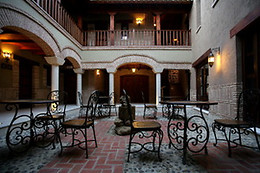 POSADA LOS CONDESTABLES HOTEL & SPA