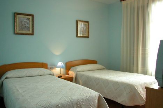 HOTEL TUDANCA BENAVENTE - photo 2