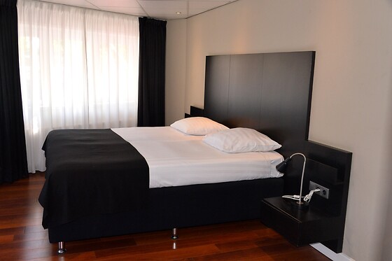 City Hotel Bergen op Zoom - photo 1