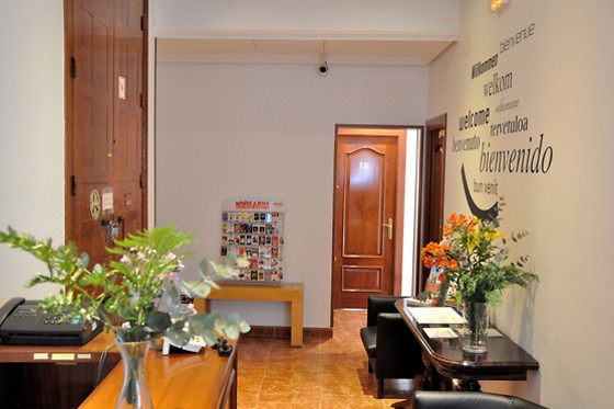 HOSTAL CASTILLA - photo 3