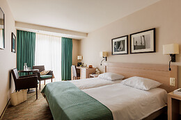 Hotel Aazaert ****