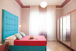 Naftalina Rooms