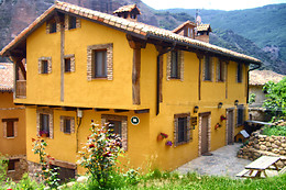 CASA SENDERUELA