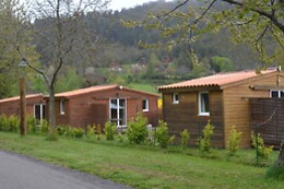 Les Chalets du Lac Belcaire